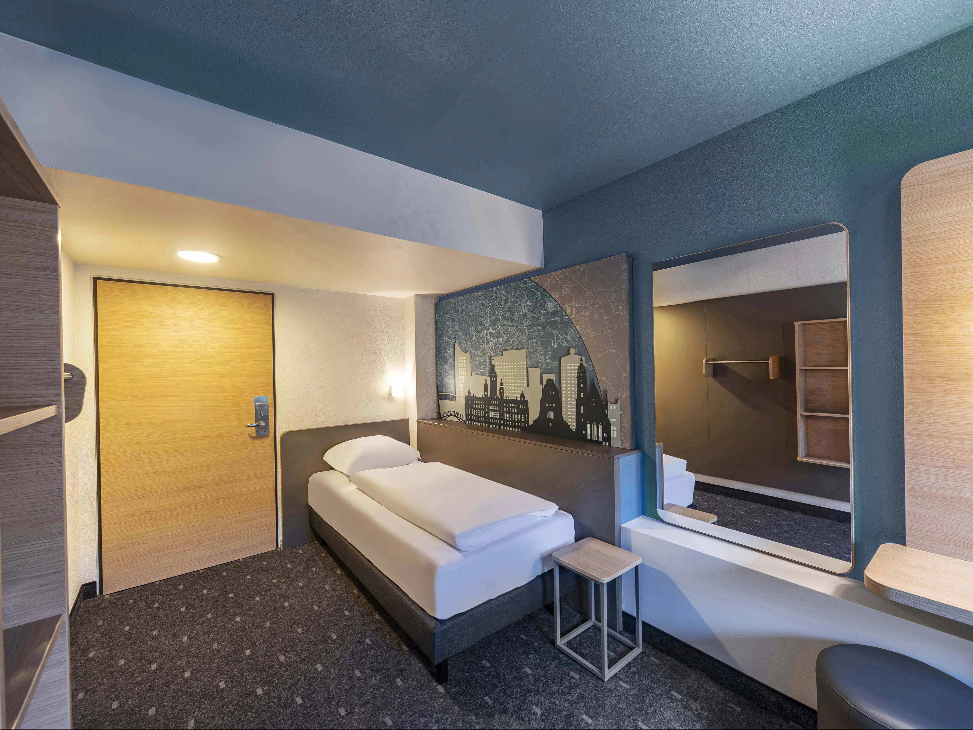 B&B HOTEL Leipzig‑Schönefeld